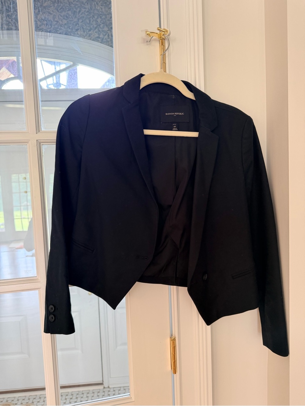 Banana Republic Black Women's Cropped Blazer